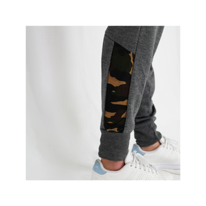 Eben Jogger Pants Hechos de materiales de primera calidad, con un diseño moderno que se adapta al cuerpo. Adecuado para uso casual o activo. - Product Image 5