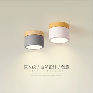 Plafonnier LED Minimaliste Moderne 9W Tricolore avec Accents en Bois pour Couloir et Balcon - Product Image 5