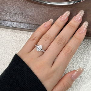 可憐な女性の婚約ジュエリー925スターリングシルバーペアカットダイヤモンドフルパヴェCzウォータードロッププロミスリング - Product Image 3