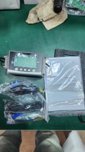เครื่องวัดอัตราการไหลแบบอัลตราโซนิกแบบหนีบ F6 สำหรับท่อขนาดเล็ก DN15-DN65 เครื่องวัดอัตราการไหลของน้ำแบบดิจิตอล LCD ติดตั้งง่าย - Product Image 5