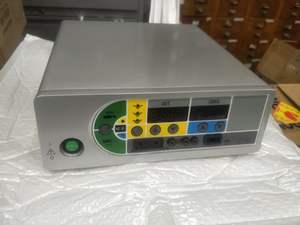 Dierenarts 100W Hoogfrequente Generator Chirurgische Diathermie Elektrocauterisatie Machine Elektrochirurgische Eenheid Bipolaire Chirurgische Cauterisatie - Product Image 2