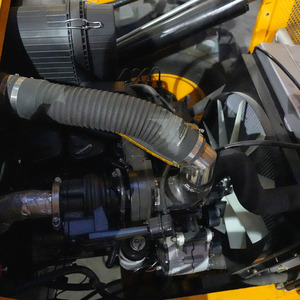 Chargeuse-pelleteuse 4x4 de 2,<span class=keywords><strong>8</strong></span> <span class=keywords><strong>tonnes</strong></span>, moteur diesel Euro 5, certifiée CE - Product Image 5