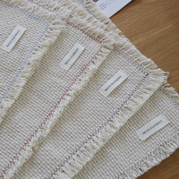 Set de table en coton naturel tissé avec pompons, résistant à la chaleur, style nordique, couleur unie, pour restaurant, anti-taches d'huile
