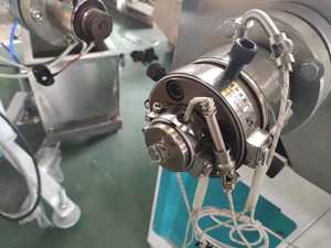 Machine d'extrusion professionnelle rapide pour tuyaux souples en PVC de 4 à 16 <span class=keywords><strong>mm</strong></span> - Product Image 5