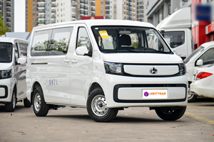 Furgoneta de Carga Changan Ruixing EM60 China Barata con Batería CATL de 41.86kWh y 300km de Autonomía NEDC para Entrega Urbana de Última Milla - Product Image 3