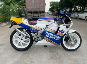 รถจักรยานยนต์ฮอนด้า1 เอ็นเอสอาร์250 2-Stroke - ประสิทธิภาพสูง ดีไซน์คลาสสิก ได้รับการรับรองมาตรฐาน CE - Product Image 6