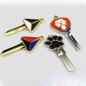 Bán buôn thiết kế miễn phí tùy chỉnh trống phím nhà cửa xe Brass kẽm đồng minh bạc mạ vàng mềm Men in ấn tùy chỉnh kim loại phím - Product Image 6