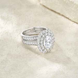 Anillo de Moissanita con Halo Brillante, Conjunto Apilable, Chapado en Plata 925 y Oro de 18k, Micro Pavé, para Compromiso, Aniversario, Boda - Product Image 5