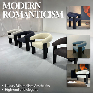 Poltrona di Design Contemporanea <span class=keywords><strong>per</strong></span> Soggiorno di Lusso, Gambe in Legno Massello, Rivestimento Comfort in Bouclé - Product Image 2
