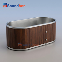 Baignoire ovale Soundhon Premium pour bain froid en cèdre rouge avec revêtement en acier inoxydable 316 ou 304, bain de glace ergonomique pour le bien-être en extérieur