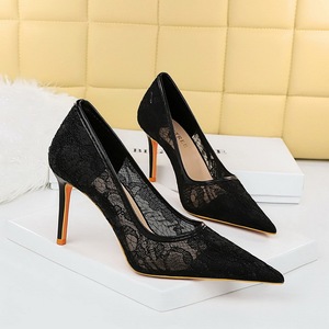 Chaussures de mode pour femmes 2024 Nouveauté Été Escarpins en maille couleur vin à talons hauts pour mariage - Product Image 4