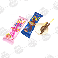 Bâtonnets de biscuits enrobés de chocolat halal en gros, saveur chocolat et crème de fraise, emballage individuel, collation pour enfants