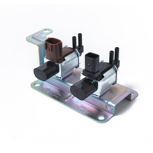 Válvula electromagnética automotriz K5T81777 LF82-18-740 para control de presión del aire acondicionado de Mazda CX-7 - Product Image 1