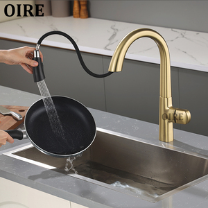 Oire Nouveau robinet de cuisine de luxe en laiton doré à rotation à 360 degrés à double mode Robinet d'évier encastré pour hôtels - Product Image 4