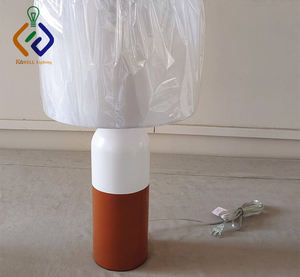 Comodità locanda sorgere e brillare camera da letto accanto a luci Hotel lampade da tavolo Decorative in resina <span class=keywords><strong>marrone</strong></span> rosso con <span class=keywords><strong>paralume</strong></span> in lino - Product Image 5