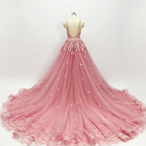 Vestido de novia Jancember RL133 romántico con tirantes finos, apliques y cola de capilla. - Product Image 4