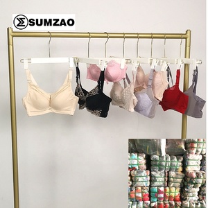 Fardos de ropa Sujetador usado Ropa de <span class=keywords><strong>segunda</strong></span> <span class=keywords><strong>mano</strong></span> Sujetadores y <span class=keywords><strong>bragas</strong></span> usados Fardos de ropa de <span class=keywords><strong>segunda</strong></span> <span class=keywords><strong>mano</strong></span> - Product Image 4
