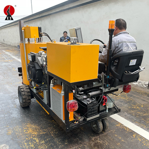 Machine de marquage routier thermoplastique à extrusion par raclette, modèle LXD 3A, petite, à moteur diesel, haute efficacité - Product Image 1