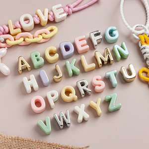 Perles en plastique acrylique UV irisées à grand trou 16*20mm, lettres de l'<span class=keywords><strong>alphabet</strong></span>, pour chaîne de téléphone portable et porte-clés DIY - Product Image 1