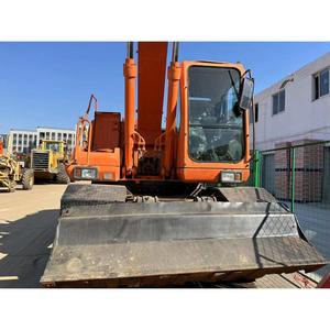 Excavatrice sur pneus d'occasion DOOSAN DH210W de 21 tonnes, à réponse rapide, conception économe en énergie, pour travaux de réparation routière urbaine et excavations - Product Image 6