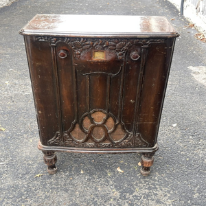 <span class=keywords><strong>Radio</strong></span> à tubes console General T41 <span class=keywords><strong>Radiola</strong></span> 48 Wr4 des années 1930 - Product Image 1