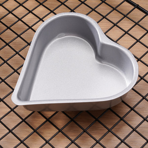 Bandeja antiadherente para hornear de 3,5 pulgadas, molde para hornear pasteles, Molde Bizcocho en forma de corazón, Mousse de acero al carbono, Mini molde para hornear pan - Product Image 3
