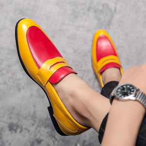 รองเท้าโลฟเฟอร์แบบสวม น้ำหนักเบา ไซส์ 38-48 สีคลาสสิก ดีไซน์โดดเด่น  สำหรับผู้ชาย - Product Image 1