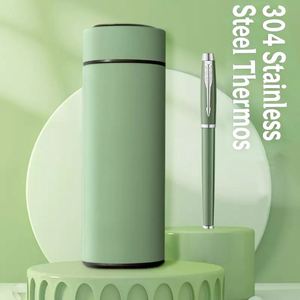 Promo : Ensemble Cadeau d'Entreprise de Luxe Personnalisable en Cuir PU A5 avec Stylo, Tasse Thermique et Clé USB - Product Image 4
