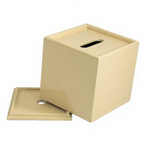 Boîte à mouchoirs carrée en laque artisanale, imprimé léopard, en MDF écologique, décoration intérieure durable, fabrication artisanale, Vietnam - Product Image 1