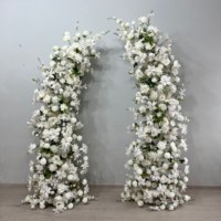 Fleurs artificielles colorées faites à la main pour la décoration de la remise des diplômes et de Noël, centres de table de mariage et décorations de chemins de table