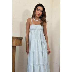 เดรสผ้ามัสลินสีน้ำเงินลายทาง สายเดี่ยว คอวี ทรงเอไลน์ ระบายชั้นๆ เอวยางยืด ใส่สบาย ระบายอากาศได้ดี เหมาะสำหรับใส่ในชีวิตประจำวัน - Product Image 3