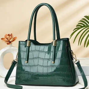 Bolsos de Mano de Lujo para Mujer al por Mayor, Bolsos de Cuero Patentado, Bolsos de Hombro y Bandolera para Mujer - Product Image 5