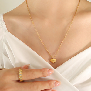 Caliente venta al por mayor tridimensional Simple corazón amor Collar chapado en oro 18K titanio acero clavícula cadena amantes - Product Image 6