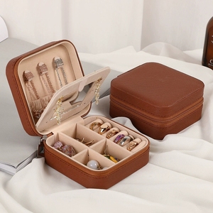 Boîte de rangement à bijoux carrée portable EVERWIN avec miroir et fermeture éclair pour boucles d'oreilles, colliers, bracelets, emballage de bijoux - Product Image 4