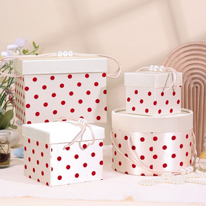 Wedding Birthday Engagement Gift <b>Box</b> Empty Hand-Held High-End Polka Dot Pattern Round Shape <b>Candy</b> <b>Box</b> - Product Image 3