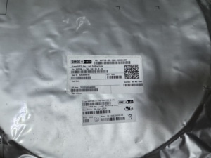 Fabricants d'éclairage à empreinte 7070mm Lumen haute puissance 32W CreeXHP70.2 Lampe à <span class=keywords><strong>diode</strong></span> à puce LED 6 V 12 V par PCB Layout Board Crees - Product Image 2