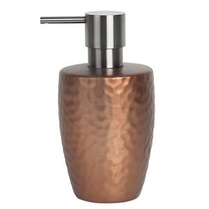 Ensemble distributeur de lotion en acier inoxydable en cuivre antique avec design martelé et pompe amovible, parfait pour les accessoires de salle de bain - Product Image 1