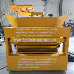 Machine <span class=keywords><strong>de</strong></span> pose <span class=keywords><strong>de</strong></span> bordures <span class=keywords><strong>de</strong></span> bordures <span class=keywords><strong>de</strong></span> routes en <span class=keywords><strong>ciment</strong></span> en béton machines <span class=keywords><strong>de</strong></span> fabrication <span class=keywords><strong>de</strong></span> briques <span class=keywords><strong>prix</strong></span> <span class=keywords><strong>de</strong></span> la machine <span class=keywords><strong>de</strong></span> moulage <span class=keywords><strong>de</strong></span> blocs au Ghana - Product Image 6