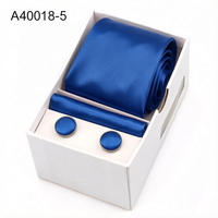Ensemble Cadeau Cravate, Pochette de Costume et Boutons de Manchette en Satin Couleur Unie pour Homme – Cravate Formelle