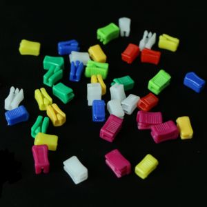 Многоцветный пластиковый слайдер для упаковки одежды - Product Image 5
