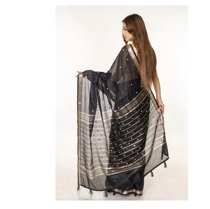 Sari de Algodón Premium para Mujer con Bordado Dorado Ornamental, Elegante Ropa Étnica India para Fiestas y Celebraciones - Product Image 2