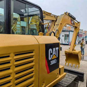 Acoplamiento de cucharón de inclinación de transmisión final de horas bajas Cat 306 E2 6ton Mini excavadora de orugas usada - Product Image 5