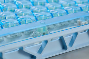 คีย์บอร์ดเรืองแสง RGB และ LED พร้อมปุ่มมัลติฟังก์ชั่นแบบมีสาย USB สำหรับแล็ปท็อปและเดสก์ท็อป รูปแบบมาตรฐาน - Product Image 5