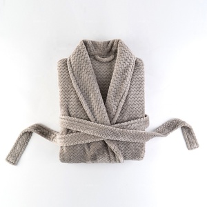 Plush Jacquard <strong>Robes</strong> for Women Warm Coral Fleece Pyjamas Floor Length Customized Bathrobes Adult Thicker Long <strong>Coat</strong> with Pockets - Product Image 4