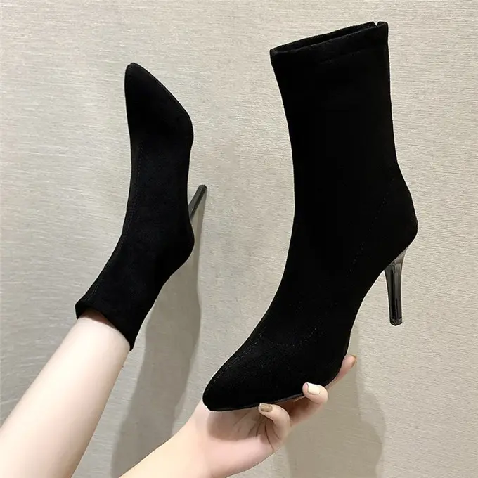 All black simple design fashion boots woman 2022 boot heels for ladies