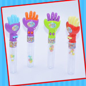 Juguete de puño de plástico para bebés, juguete pequeño de alta calidad con dulces, hecho en china, 2022 - Product Image 2