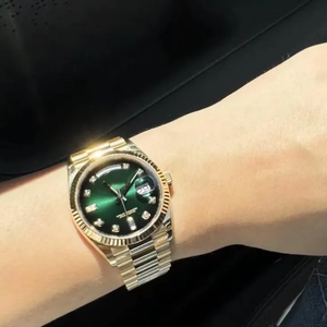 Montre de plongée de luxe personnalisée avec logo, 37 mm, cadran en cristal saphir, mouvement automatique mécanique 3235, résistance à l'eau 50 bars - Product Image 4