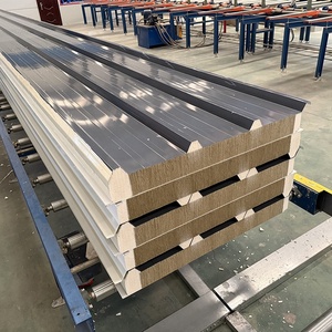 Panneaux <span class=keywords><strong>de</strong></span> toiture sandwich isolés en <span class=keywords><strong>laine</strong></span> <span class=keywords><strong>de</strong></span> <span class=keywords><strong>roche</strong></span> acier ignifuge 50 <span class=keywords><strong>mm</strong></span> à <span class=keywords><strong>prix</strong></span> abordable pour grange et atelier, panneau sandwich pour garage automobile - Product Image 2