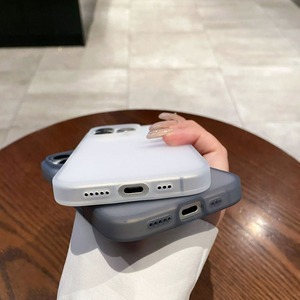 Cho iPhone 17 Pro Max <span class=keywords><strong>Silicone</strong></span> lỏng trường hợp điện thoại mờ thân thiện với cảm ứng chống thả chống sốc trường hợp điện thoại - Product Image 4