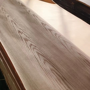 Chapa de Madera de Ingeniería Ecológica con Diseño de Madera Rizada - Chapa con Patrón Natural Único para Incrustaciones Decorativas en Hoteles <span class=keywords><strong>y</strong></span> Muebles - Product Image 3